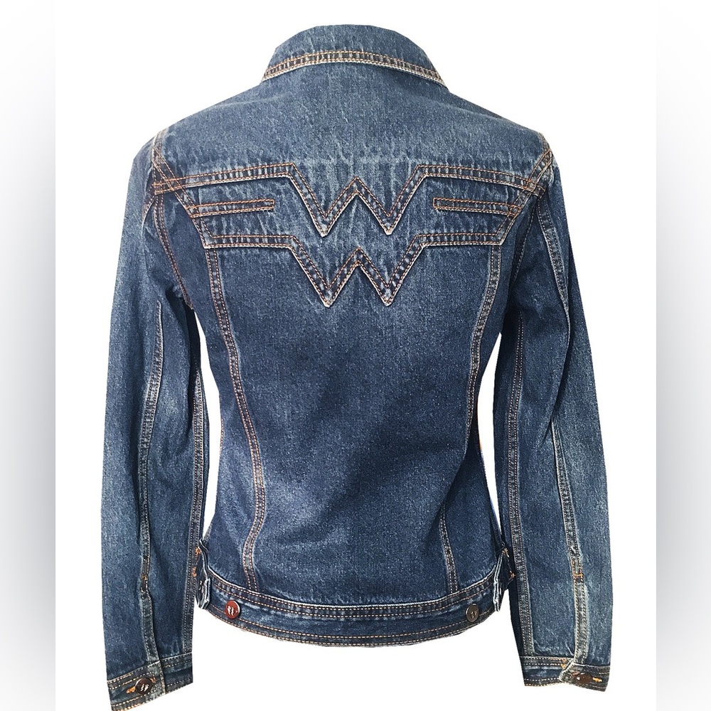 Hero Within WONDER WOMAN Denim Jacket XL